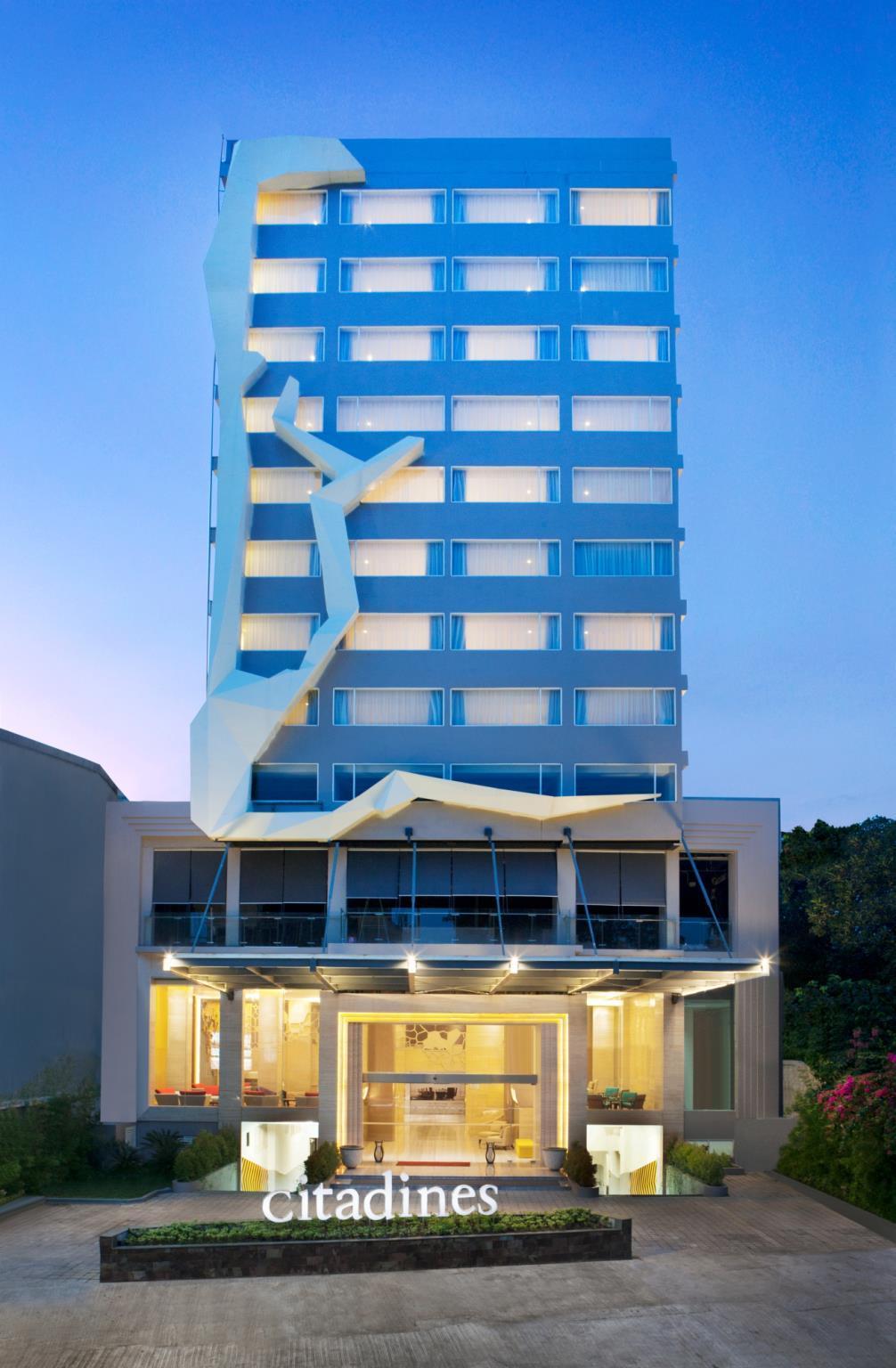 Royal Bay Hotel Makassar Dış mekan fotoğraf