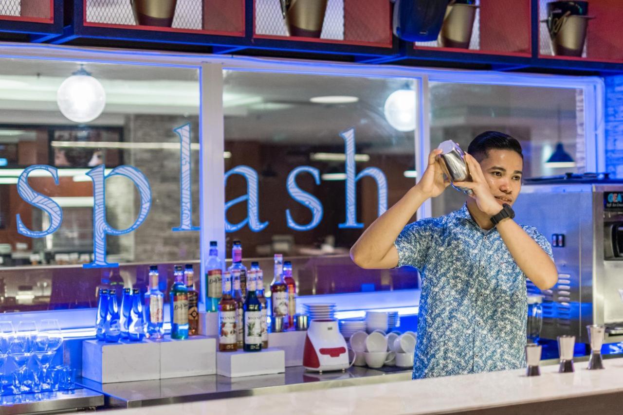 Royal Bay Hotel Makassar Dış mekan fotoğraf