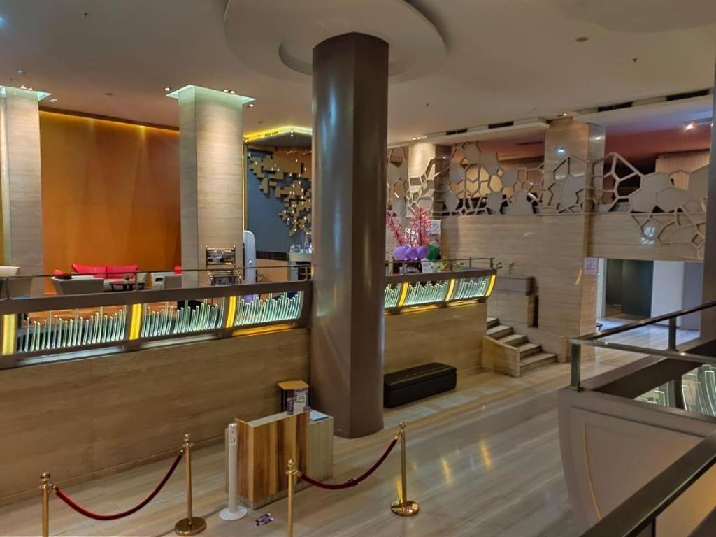 Royal Bay Hotel Makassar Dış mekan fotoğraf